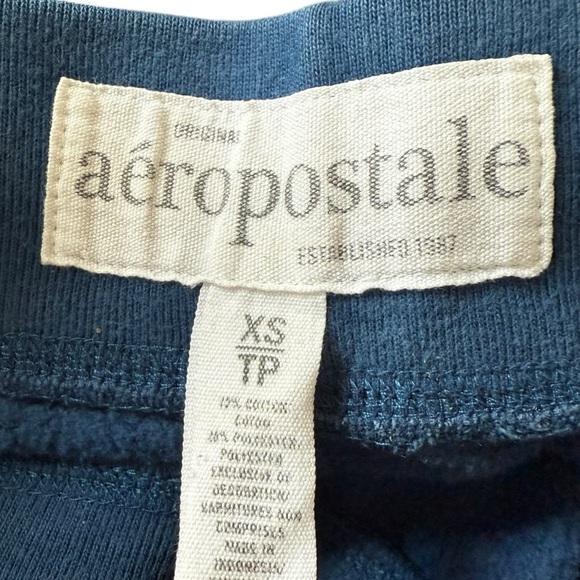 Aeropostale Y2K Capri Sweatpants Women XS Blue Low Rise Raised Logo Loungewear - Picture 4 of 5